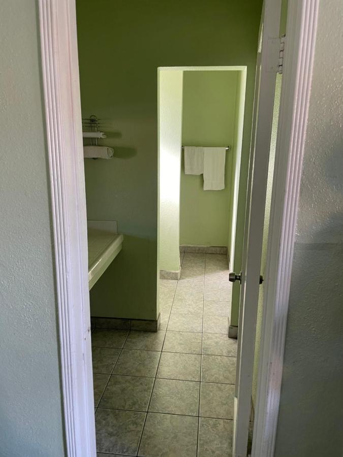 Ramona Motel Hemet Ngoại thất bức ảnh